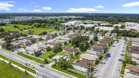 694 Michigan Court St. Cloud FL 34769