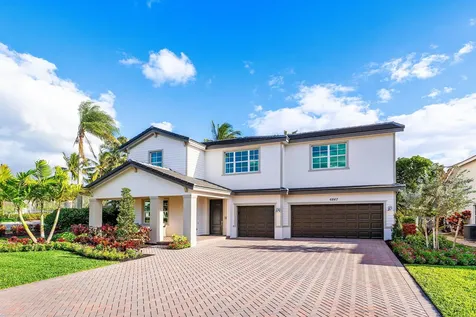 6867 Cobia Circle Boynton Beach FL 33437