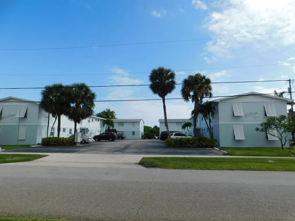 737 Hummingbird Way North Palm Beach FL 33408