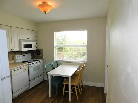 737 Hummingbird Way North Palm Beach FL 33408