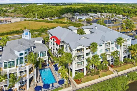 975 NW Flagler Avenue Stuart FL 34994