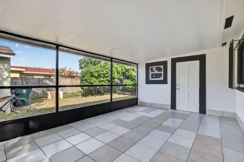 926 S 13th Avenue Lake Worth Beach FL 33460