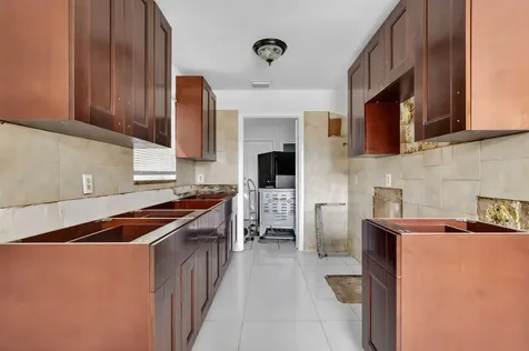 926 S 13th Avenue Lake Worth Beach FL 33460