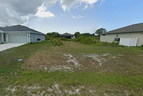 201 Baytree Drive Port Charlotte FL 33981