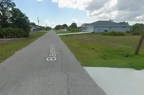 201 Baytree Drive Port Charlotte FL 33981