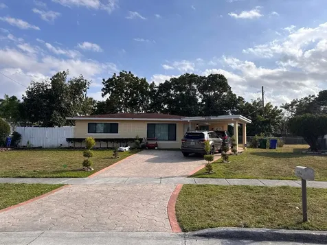 6256 Nw 16th Court Margate FL 33063