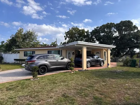 6256 Nw 16th Court Margate FL 33063