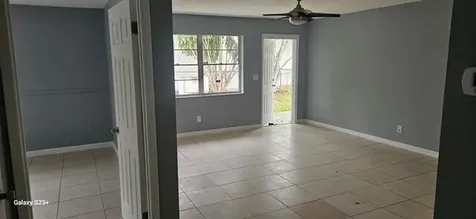 3425 Grace Avenue Palm Springs FL 33461