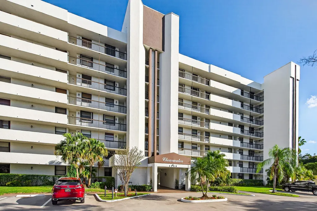 1266 S Military Trail Deerfield Beach FL 33442