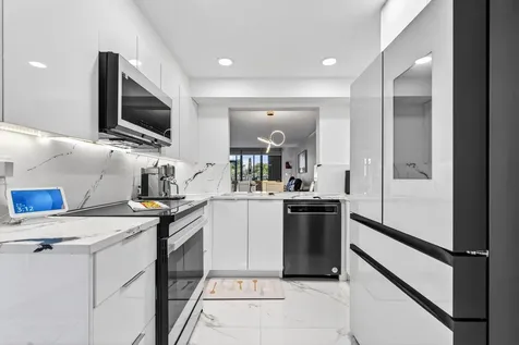 1266 S Military Trail Deerfield Beach FL 33442