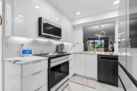 1266 S Military Trail Deerfield Beach FL 33442