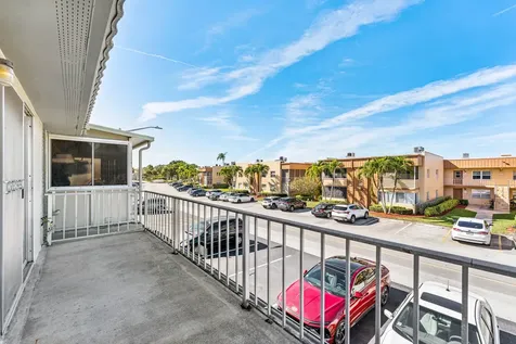 426 Flanders I Delray Beach FL 33484