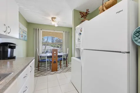 13757 Flora Place Delray Beach FL 33484