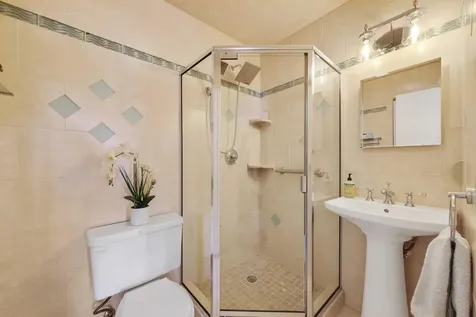 13757 Flora Place Delray Beach FL 33484