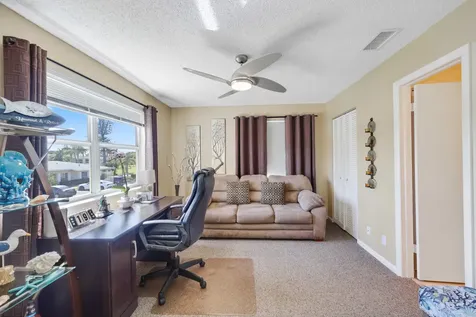 13757 Flora Place Delray Beach FL 33484