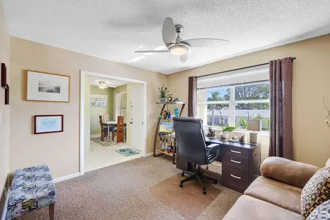 13757 Flora Place Delray Beach FL 33484