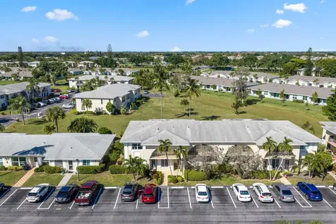 13757 Flora Place Delray Beach FL 33484