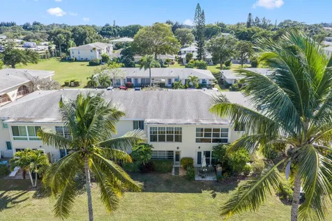 13757 Flora Place Delray Beach FL 33484