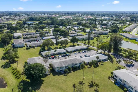13757 Flora Place Delray Beach FL 33484