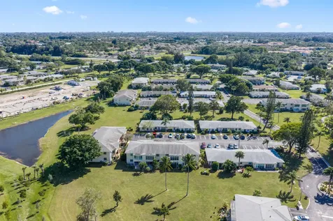 13757 Flora Place Delray Beach FL 33484