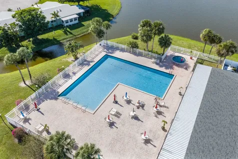 13757 Flora Place Delray Beach FL 33484
