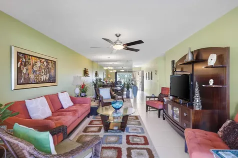 13757 Flora Place Delray Beach FL 33484