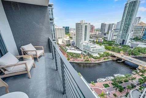 401 SW 1st Avenue Fort Lauderdale FL 33301