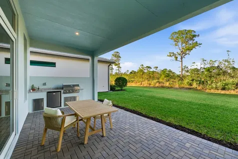 2929 Se Ashfield Drive Port Saint Lucie FL 34984