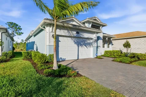 2929 Se Ashfield Drive Port Saint Lucie FL 34984