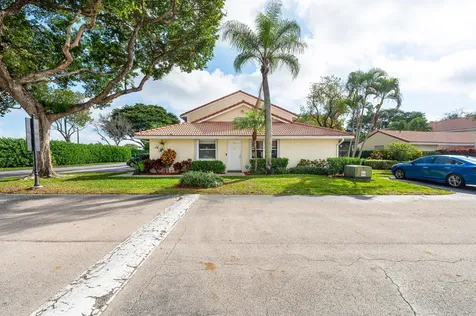 6269 Walk Circle Boca Raton FL 33433
