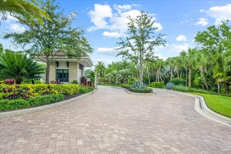13225 Faberge Place Palm Beach Gardens FL 33418