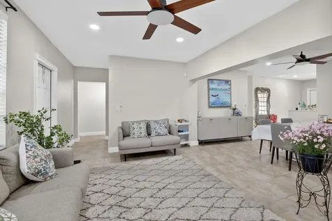 5507 Mckinley Street Hollywood FL 33021