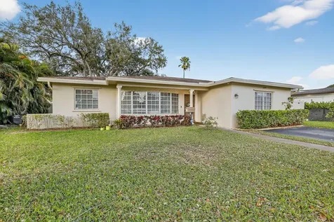 5507 Mckinley Street Hollywood FL 33021