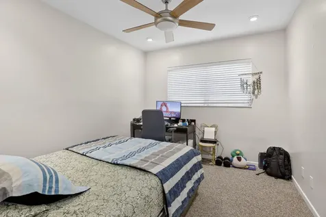 5507 Mckinley Street Hollywood FL 33021
