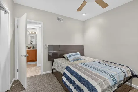 5507 Mckinley Street Hollywood FL 33021