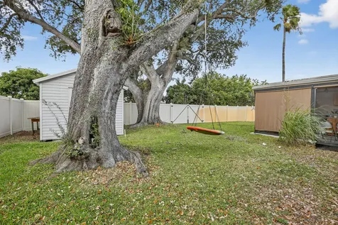 5507 Mckinley Street Hollywood FL 33021