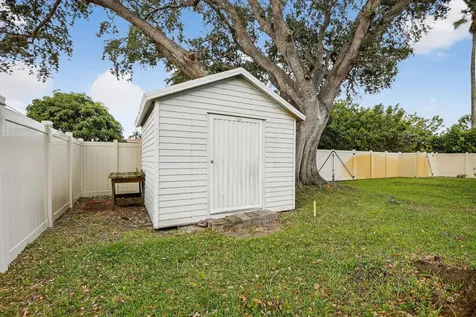 5507 Mckinley Street Hollywood FL 33021