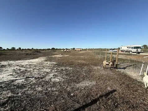21377 NW 276th Street Okeechobee FL 34972