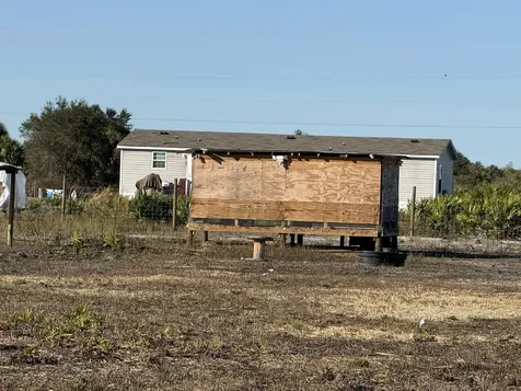 21377 NW 276th Street Okeechobee FL 34972