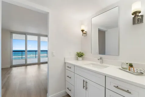 19670 Beach Road Jupiter FL 33469