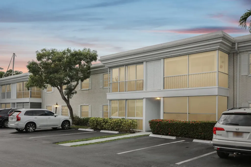 6381 Bay Club Drive Fort Lauderdale FL 33308