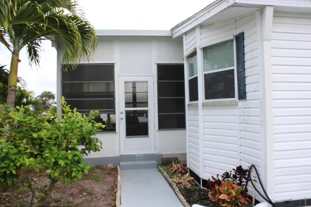 3281 Columbrina Circle Port Saint Lucie FL 34952