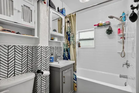 618 S Pine Street Lake Worth Beach FL 33460