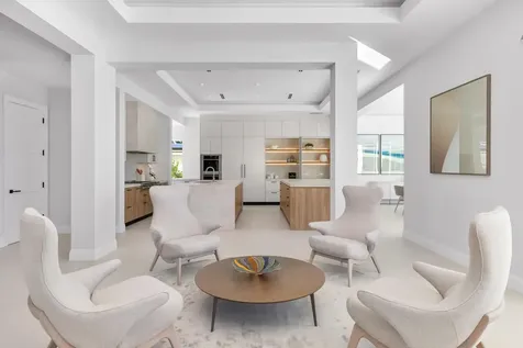 810 Ne 70th Street Boca Raton FL 33487