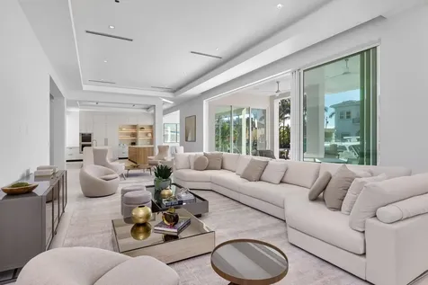 810 Ne 70th Street Boca Raton FL 33487