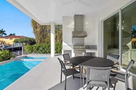 810 Ne 70th Street Boca Raton FL 33487