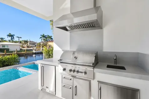 810 Ne 70th Street Boca Raton FL 33487