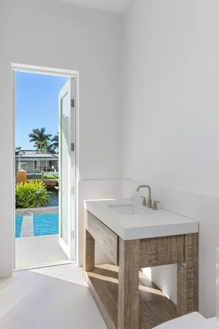 810 Ne 70th Street Boca Raton FL 33487