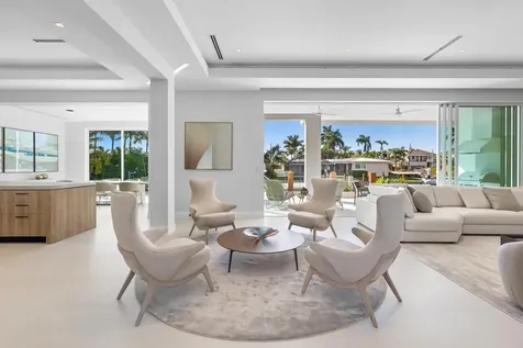 810 Ne 70th Street Boca Raton FL 33487