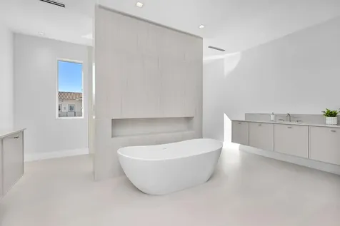 810 Ne 70th Street Boca Raton FL 33487